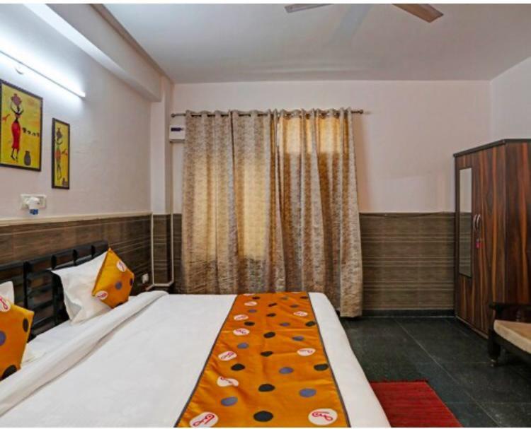 Hotel Aditya Residency Near Sector 63 Metro Station Noida Dış mekan fotoğraf